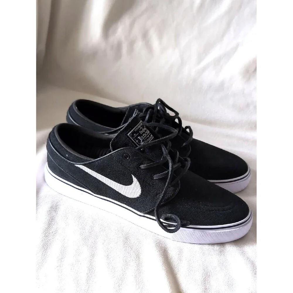 NIKE SB ZOOM JANOSKI OG+ BLACK WHITE Suede Sneaker Shoes Size 7